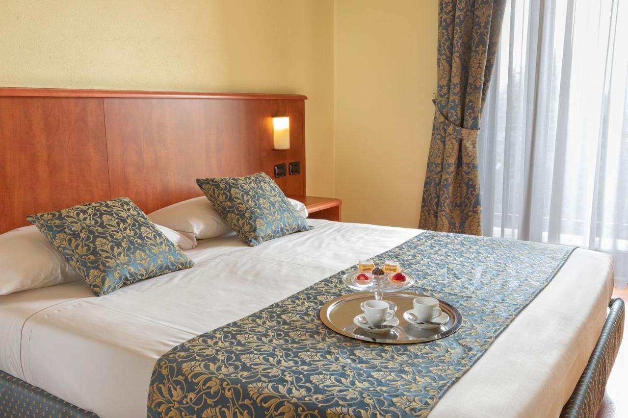 Hotel Postumia Dossobuono Luaran gambar