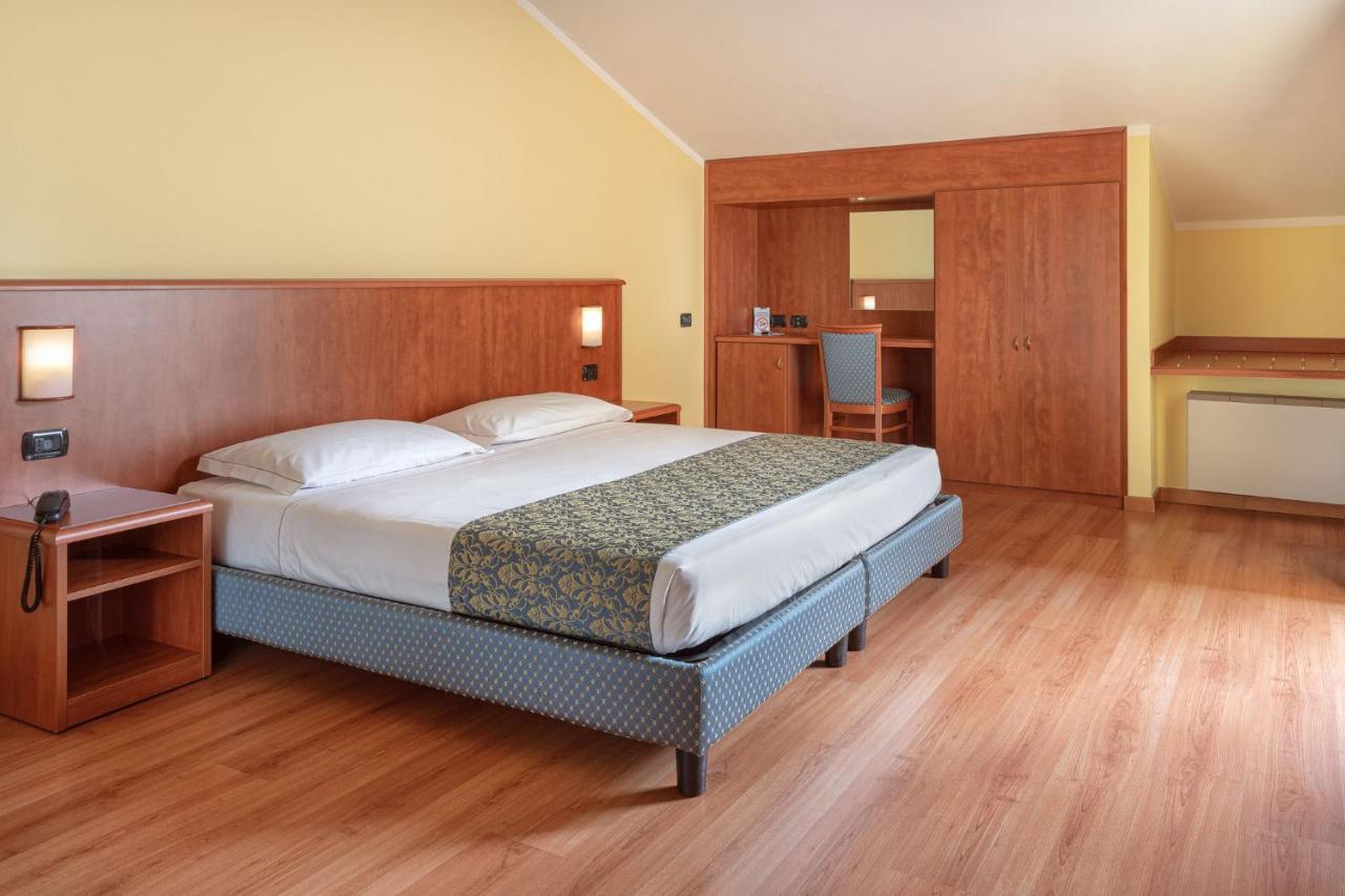 Hotel Postumia Dossobuono Luaran gambar
