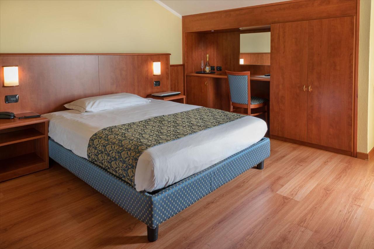 Hotel Postumia Dossobuono Luaran gambar